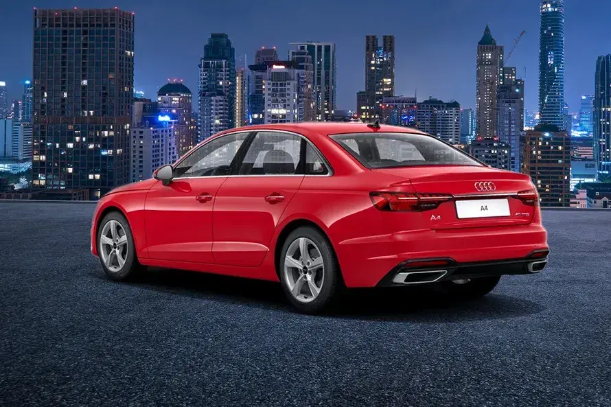 Audi A4 image 4