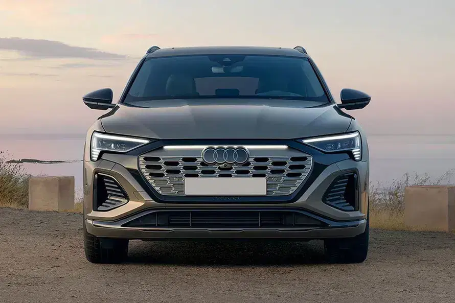 Audi Q8 e-tron image 2
