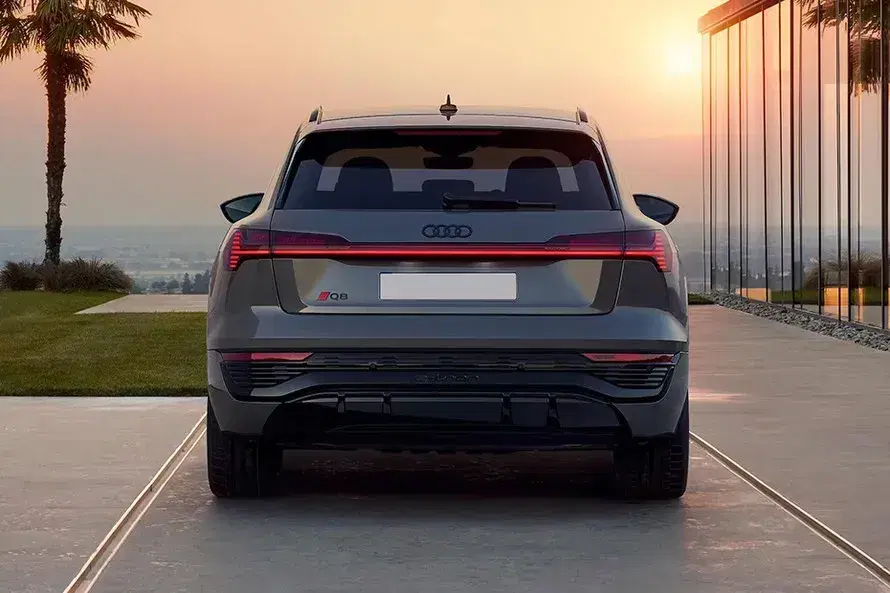 Audi Q8 e-tron image 4
