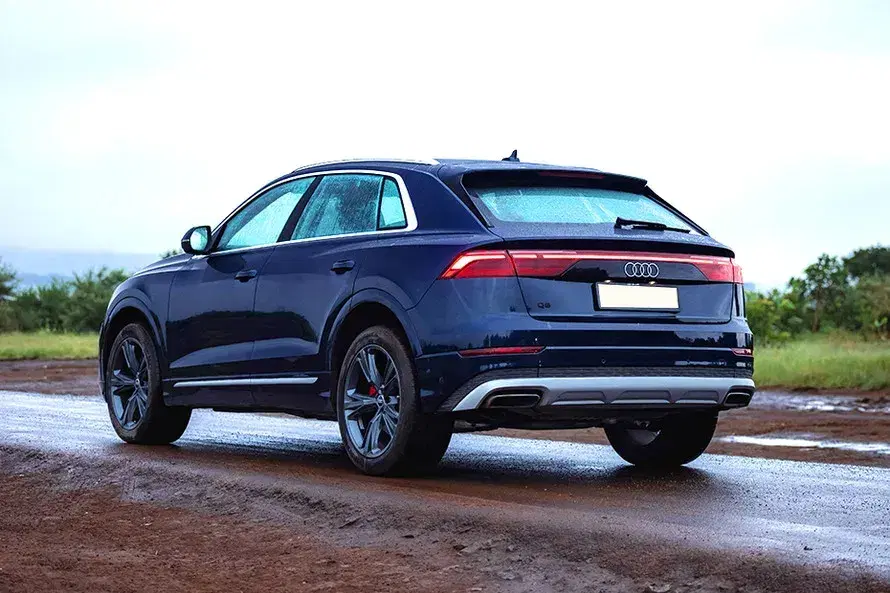 Audi Q8 image 4