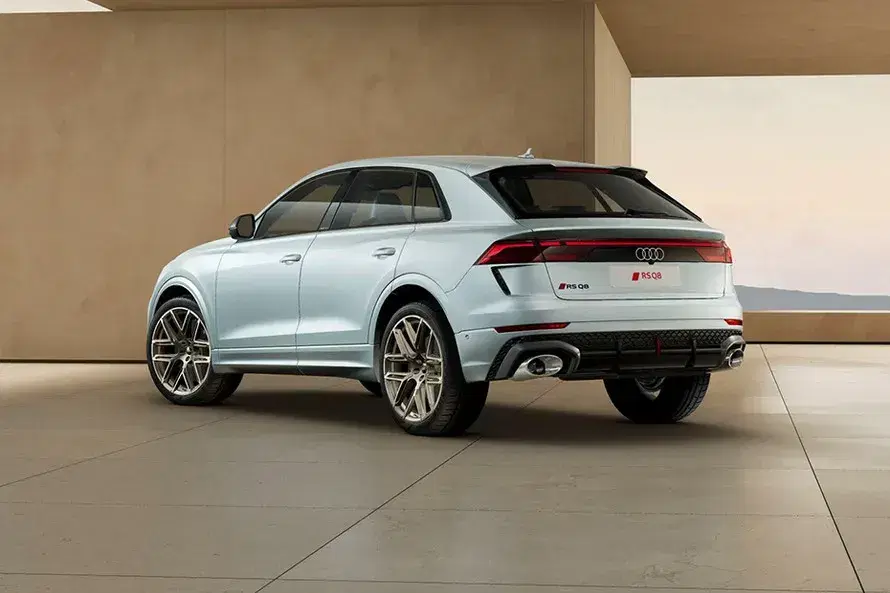 Audi RS Q8 image 3
