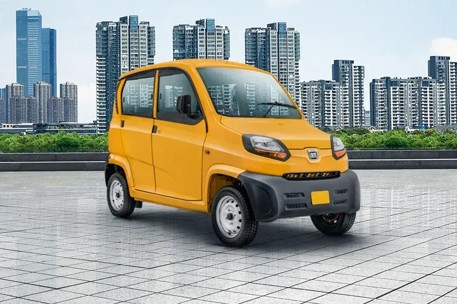Bajaj Qute image 1