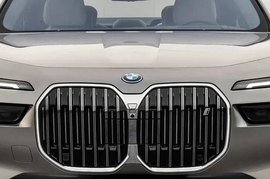 BMW i7 image 5