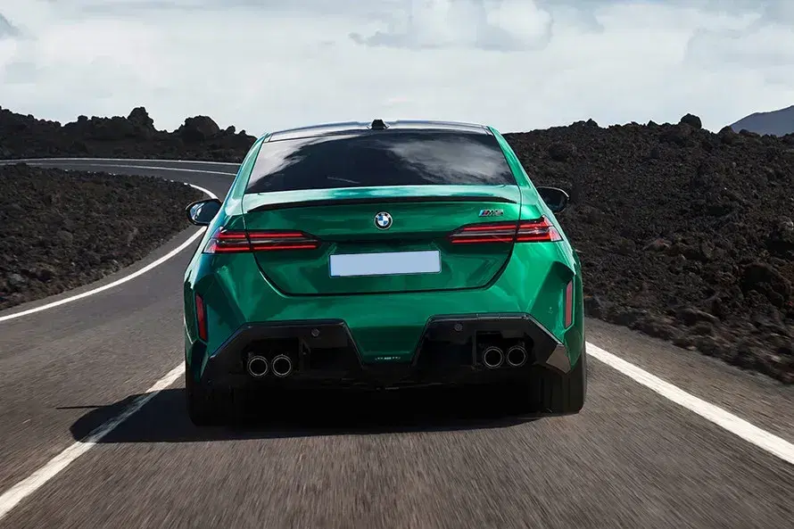 BMW M5 image 4