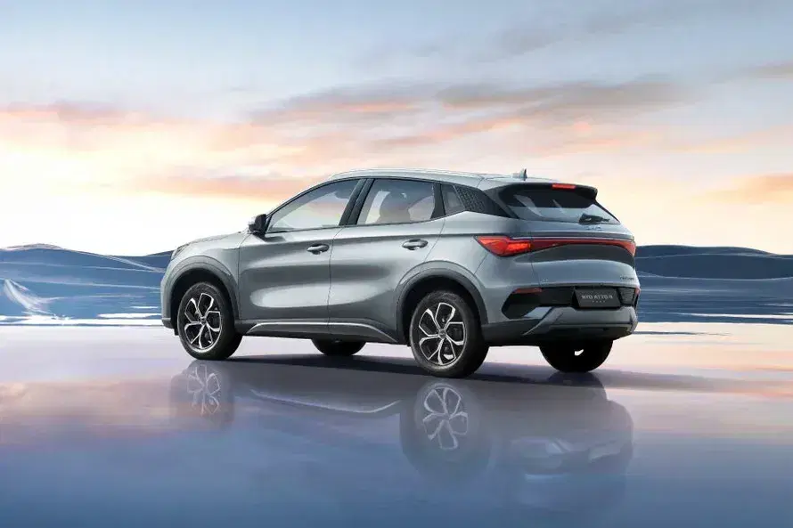 BYD Atto 3 image 2