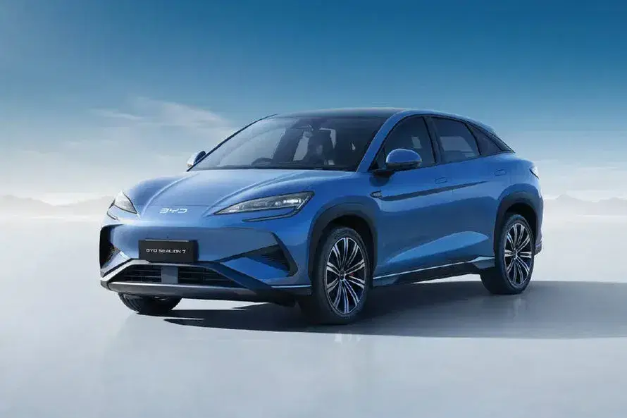 byd-sealion-7-exterior-image-165-5.webp