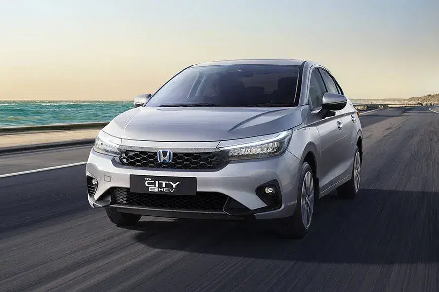 Honda City Hybrid image 2