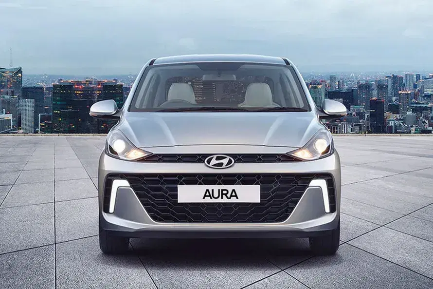 Hyundai Aura image 2