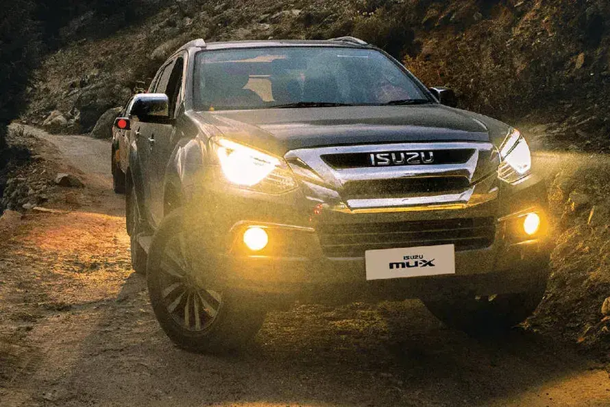 Isuzu MU-X image 4