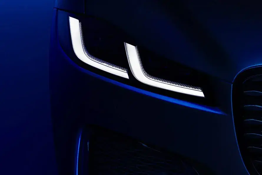Jaguar F-Pace image 3