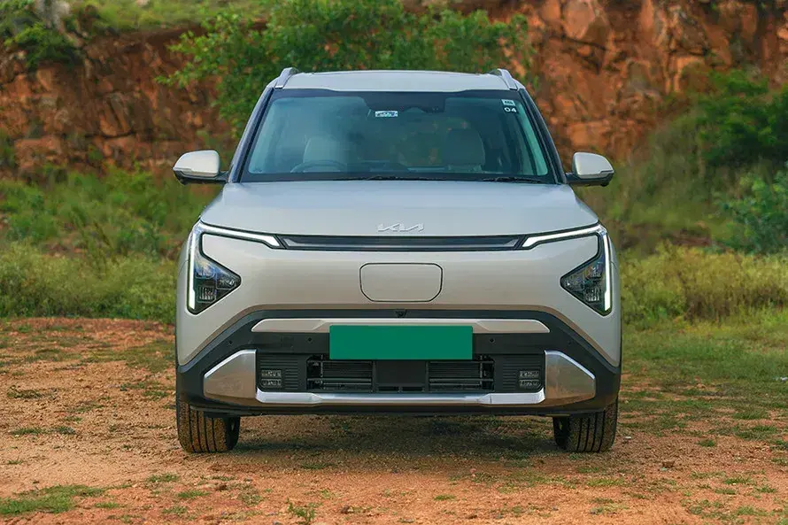 KIA Carens Clavis EV image 2