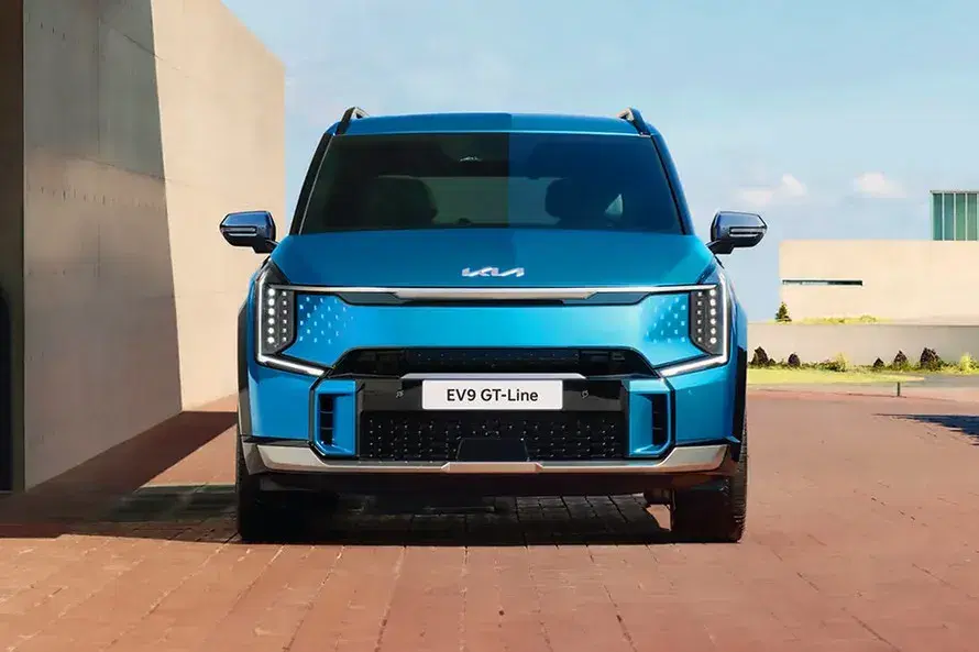 KIA EV9 image 2