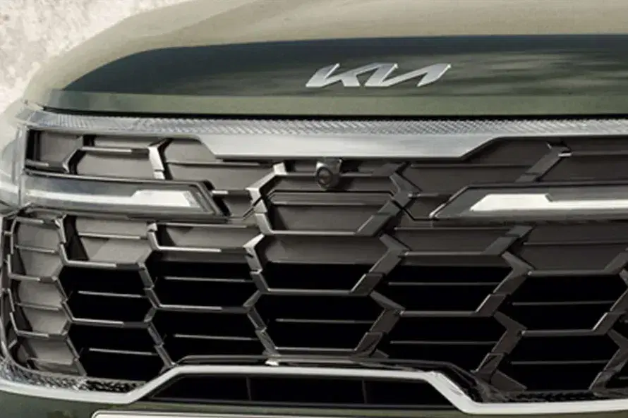kia-seltos-grille-97-5.webp