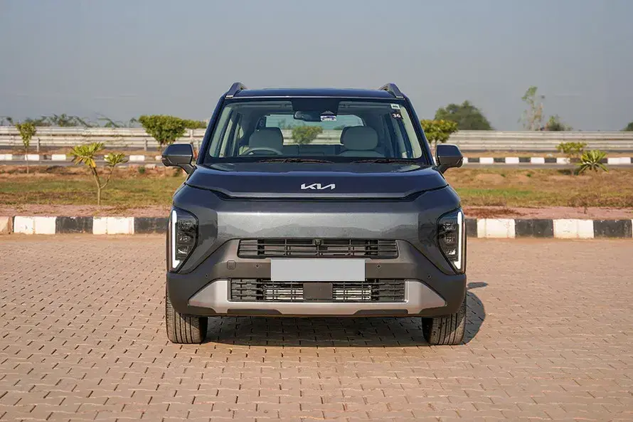 KIA Syros image 2