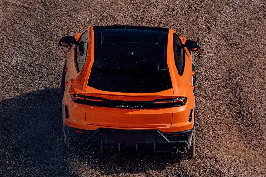 Lamborghini Urus image 4