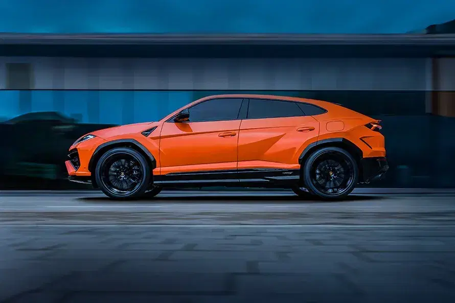 Lamborghini Urus image 2