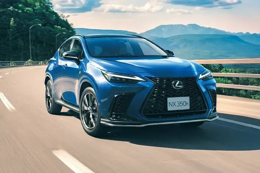 Lexus NX image 2