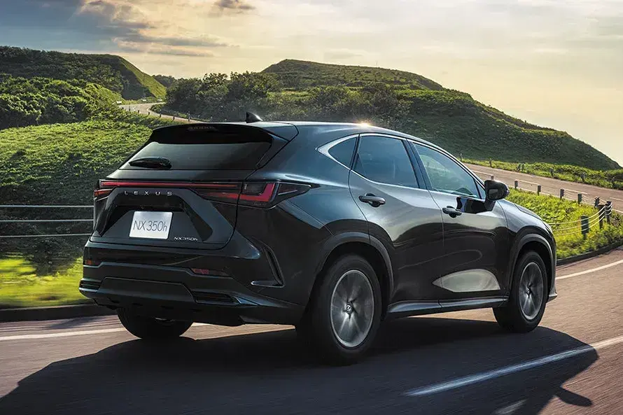 Lexus NX image 5