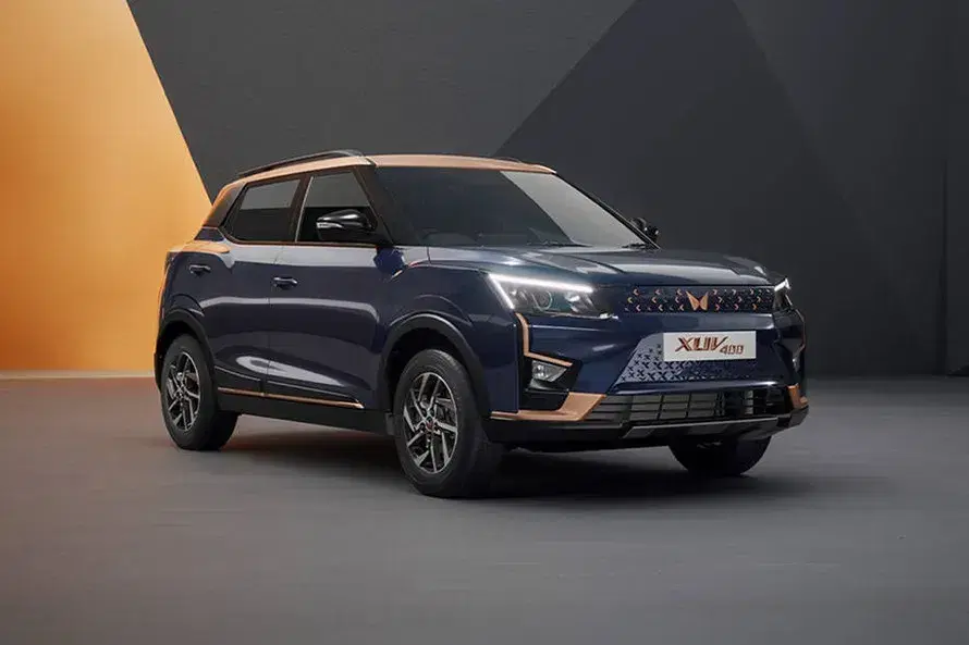 Mahindra XUV400 EV image 1