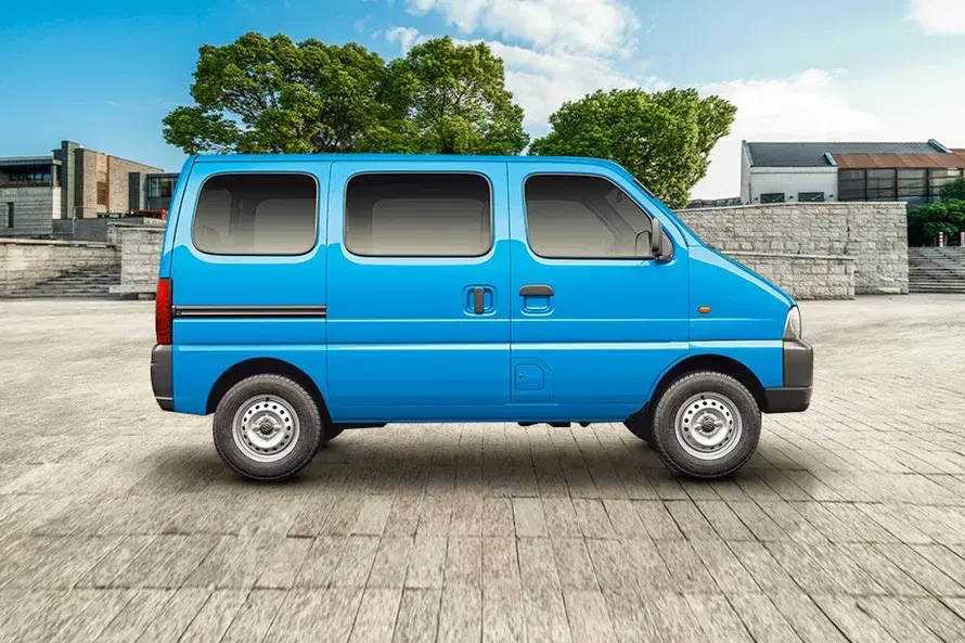 Maruti Eeco image 2