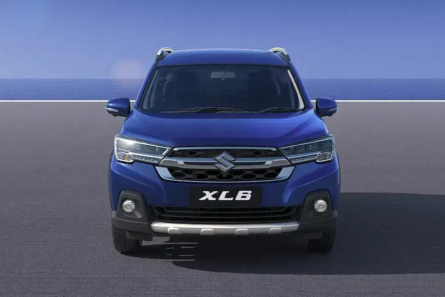 maruti-xl6-front-view-118-2.webp