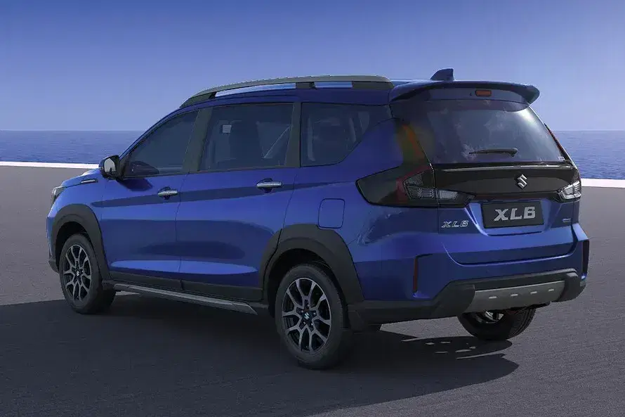 maruti-xl6-rear-left-view-121-4.webp