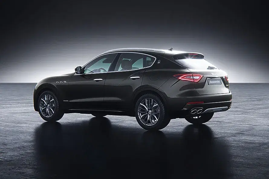 Maserati Levante image 5