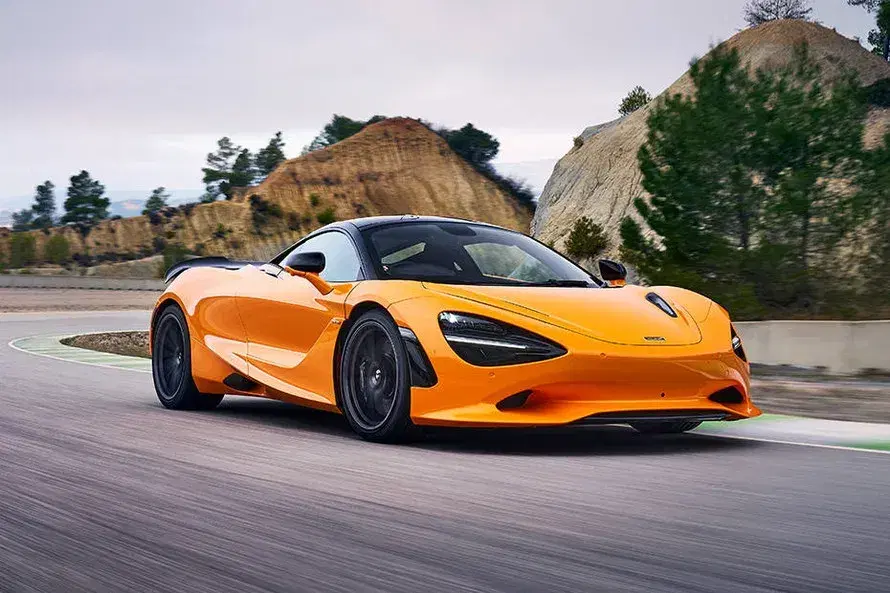 Mclaren 750S image 1
