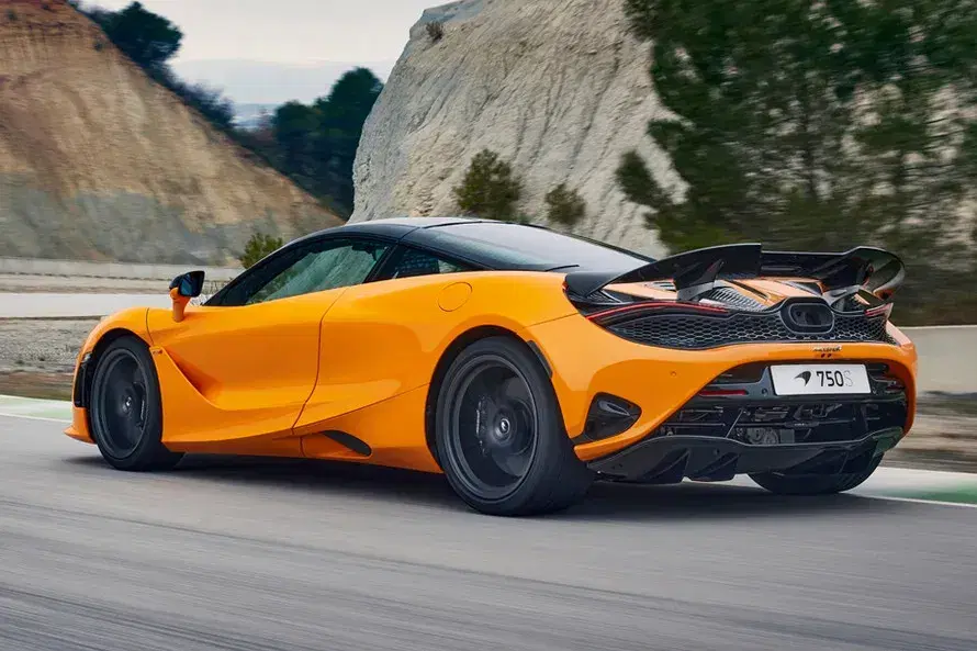 Mclaren 750S image 4