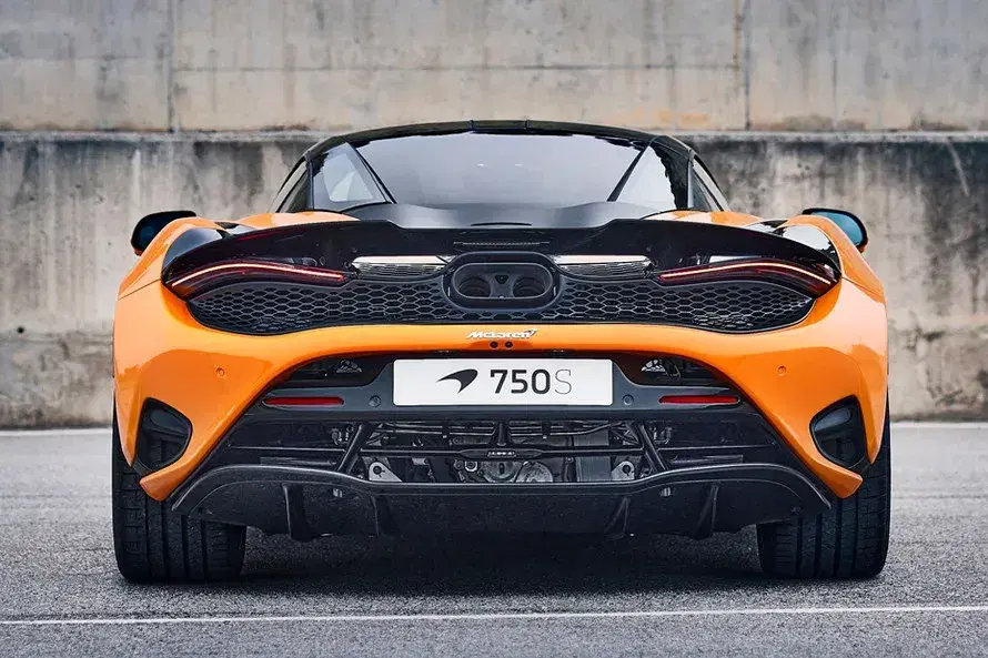 Mclaren 750S image 5