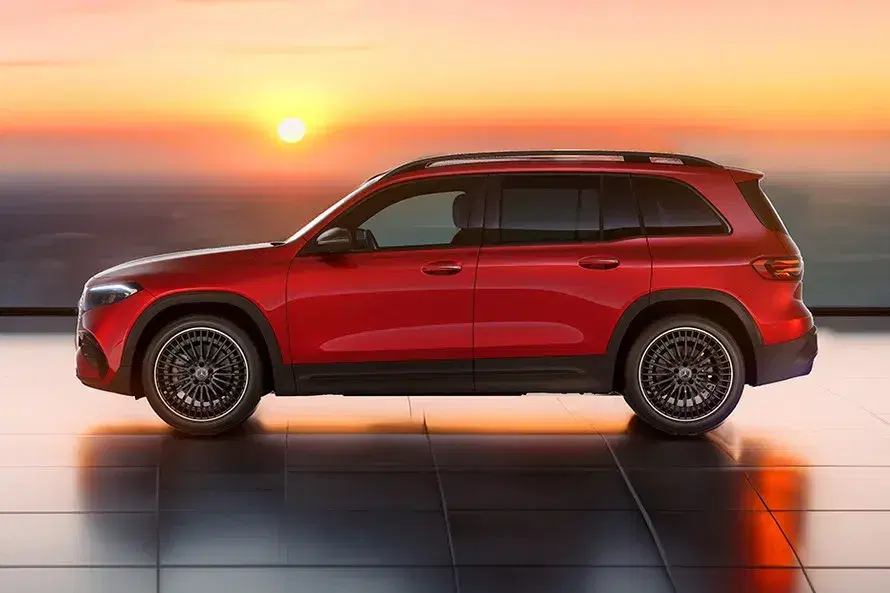 Mercedes-Benz EQB image 2