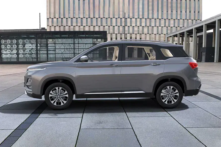 MG Hector Plus image 3