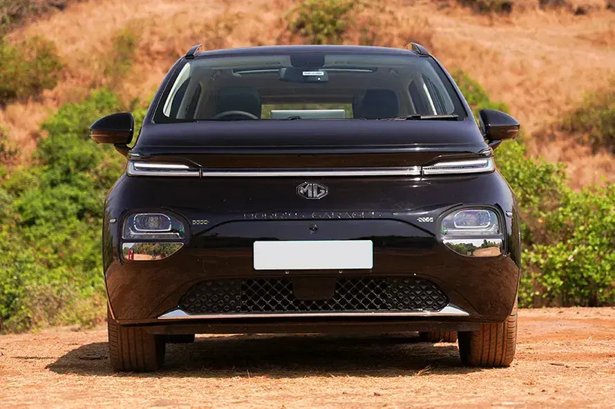 mg-windsor-ev-front-view-118-2.webp