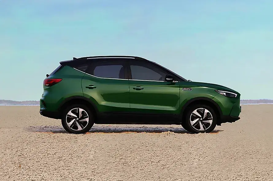MG ZS EV image 5