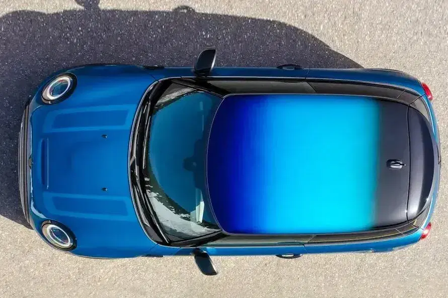 Mini Cooper SE image 5