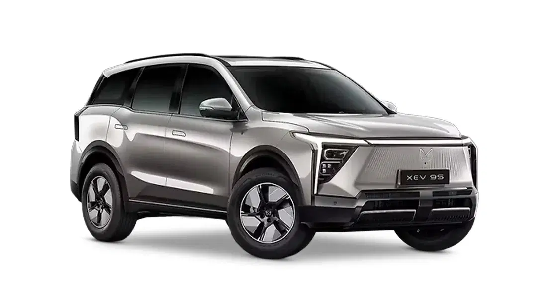 models/1767436540653-2_Mahindra_XEV_9S.webp
