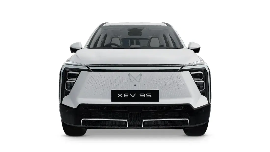 models/1767436577764-4_Mahindra_XEV_9S.webp