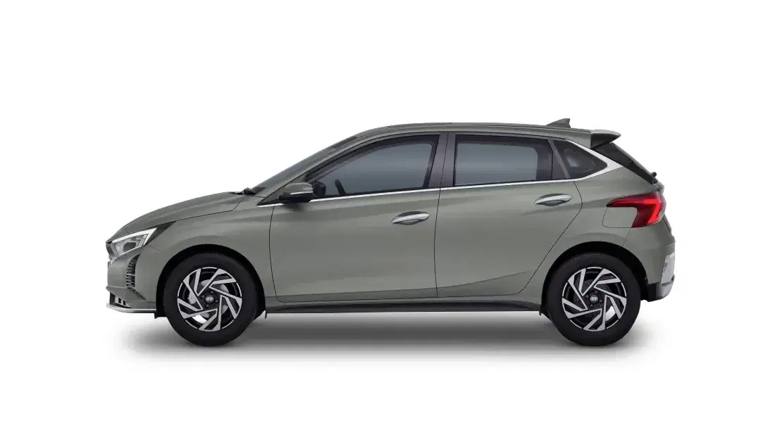 Hyundai i20 image 2