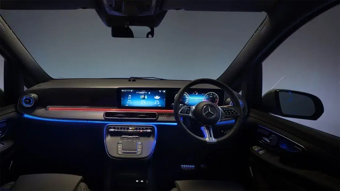 Mercedes-Benz V-Class image 3