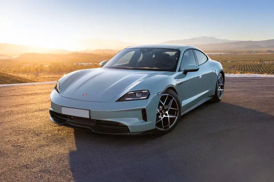 Porsche Taycan image 1