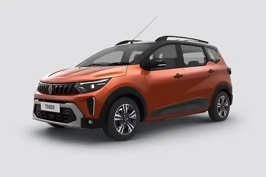 Renault Triber image 1
