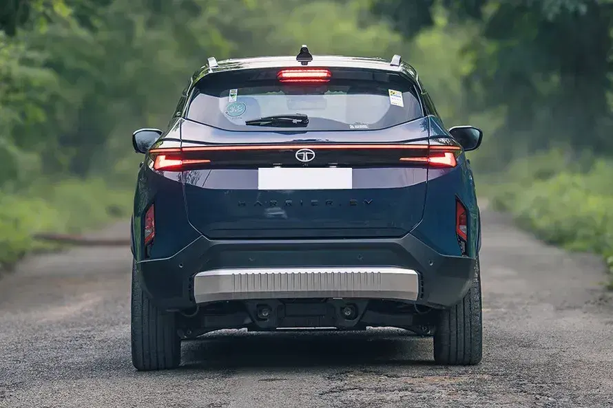 Tata Harrier EV image 5