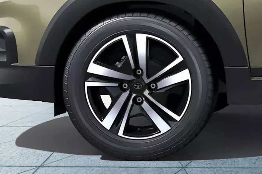 Tata Tiago NRG image 5