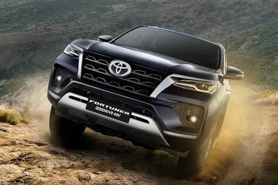 Toyota Fortuner image 5