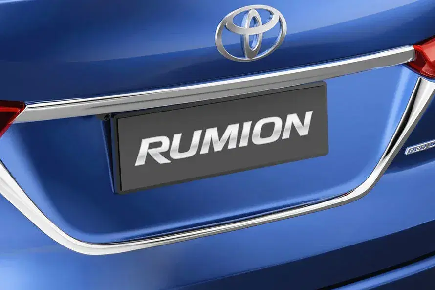Toyota Rumion image 5