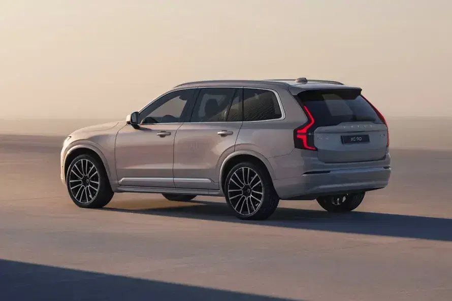 Volvo XC90 image 3