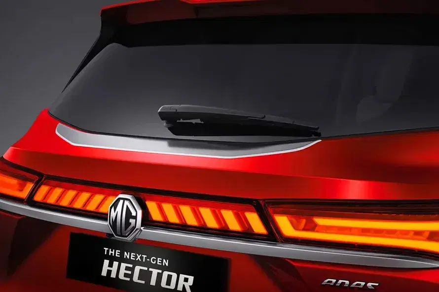 mg-hector-rear-wiper-134-5.webp