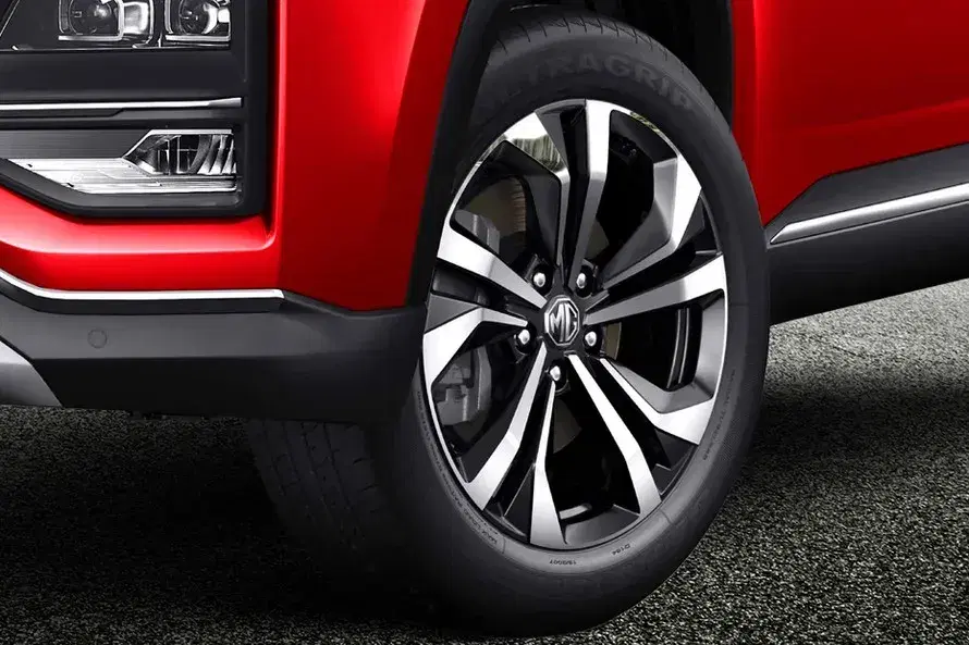 mg-hector-wheel-42-4.webp