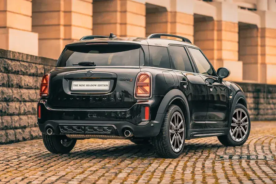 mini-cooper-countryman-rear-right-side-48-3.webp